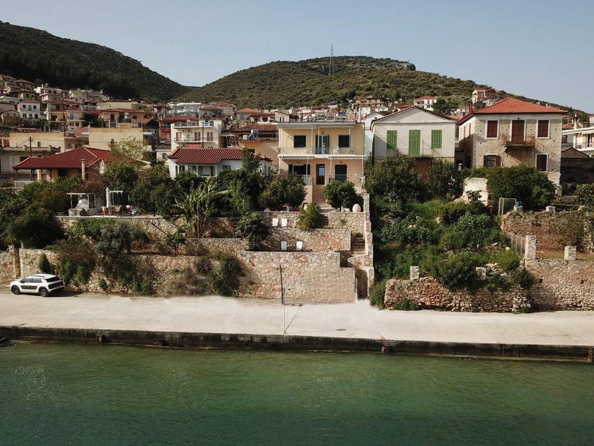 Seafront In Kiveri, Near Nafplion. Apartment
