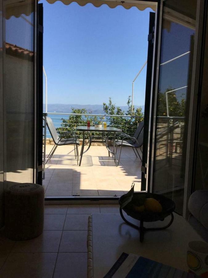 Διαμέρισμα Seafront In Kiveri, Near Nafplion.
