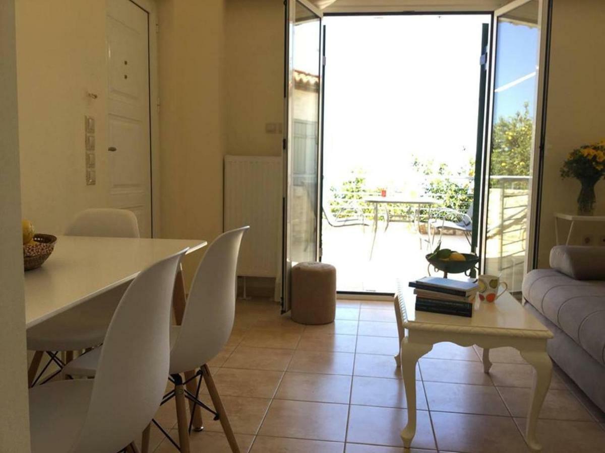 Apartment Seafront In Kiveri, Near Nafplion.
