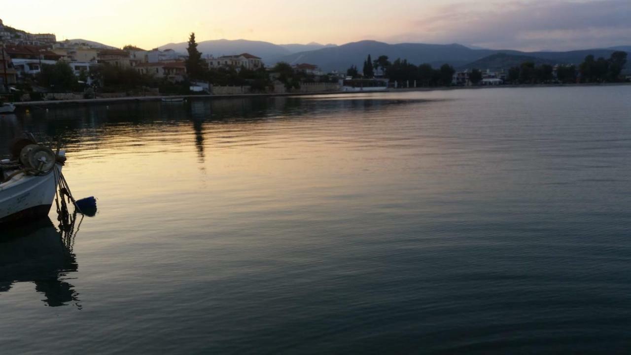 Apartment Seafront In Kiveri, Near Nafplion. *